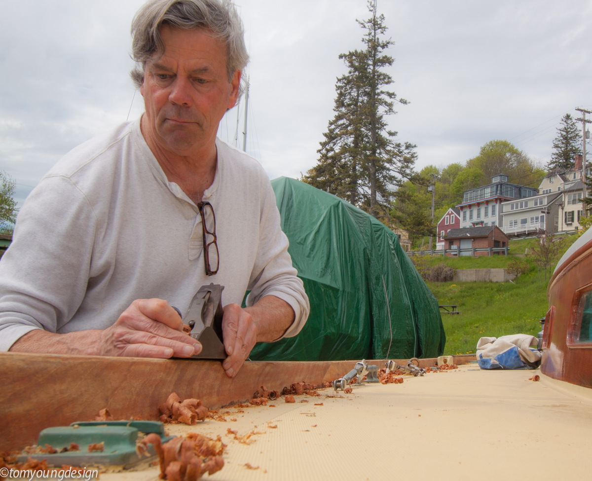 Toe rails joiner planing.jpg