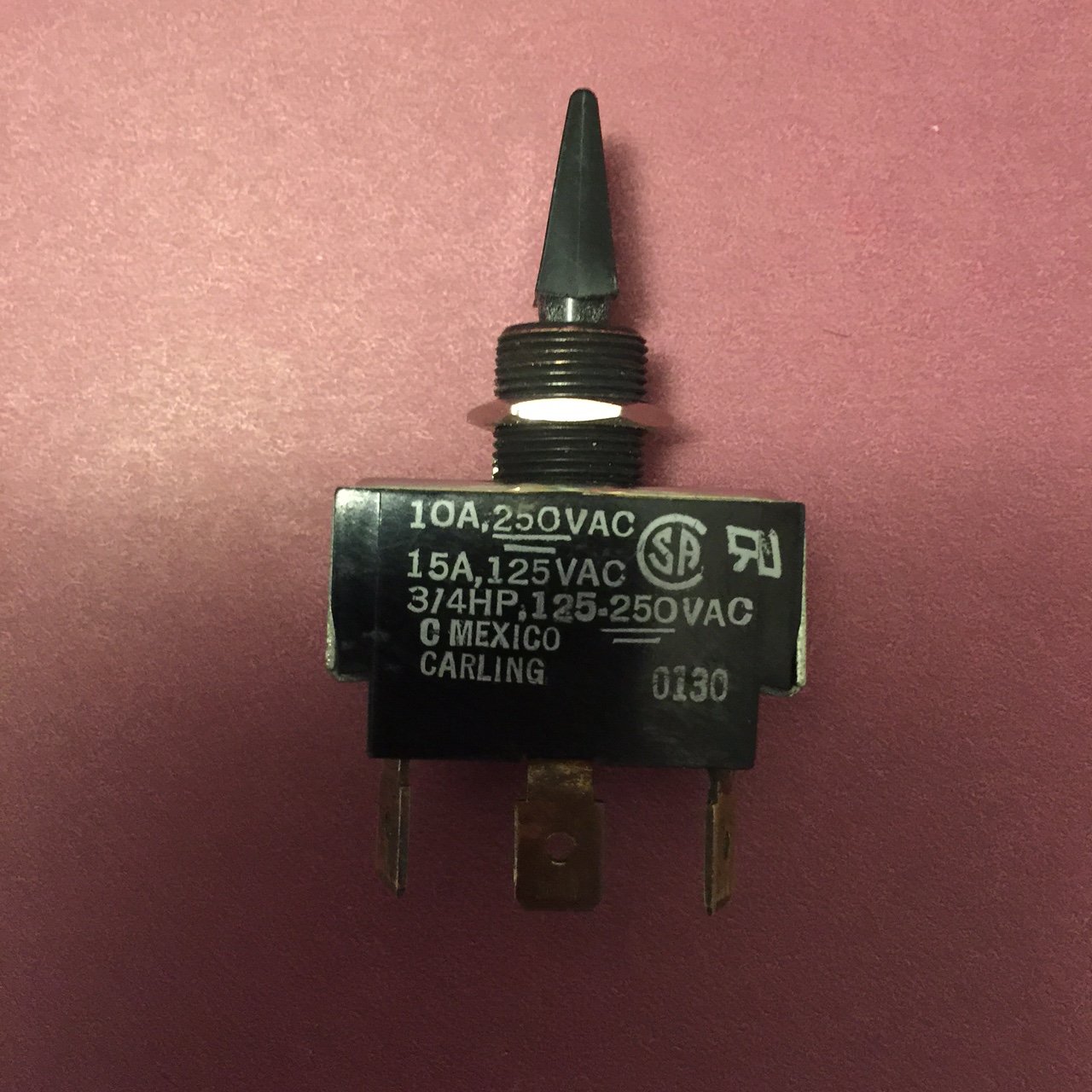 toggle switch.JPG