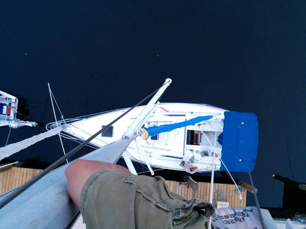 up Mast.jpg