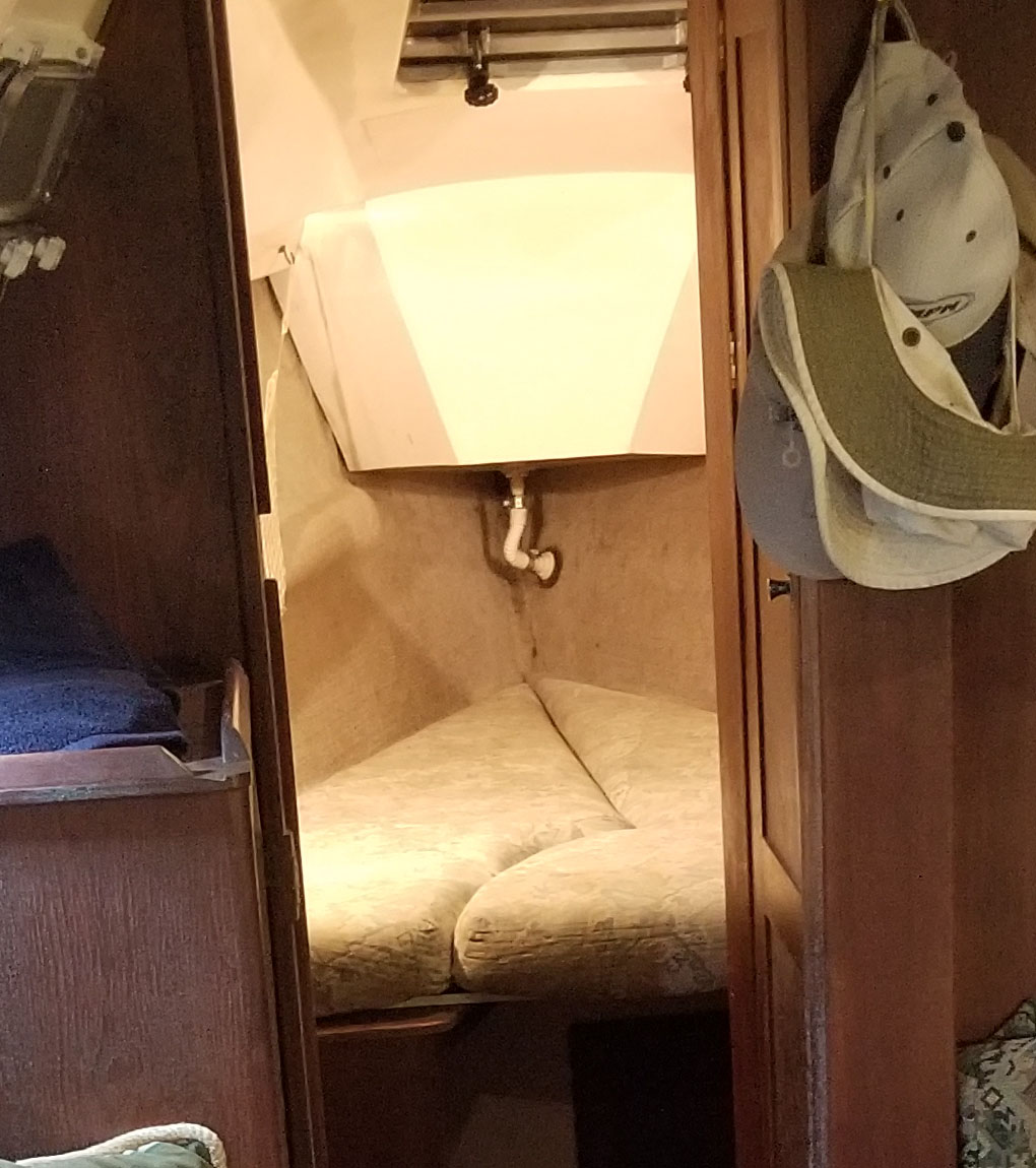 Quarter berth mattress pattern H31 1986 | Sailboat Owners Forums
