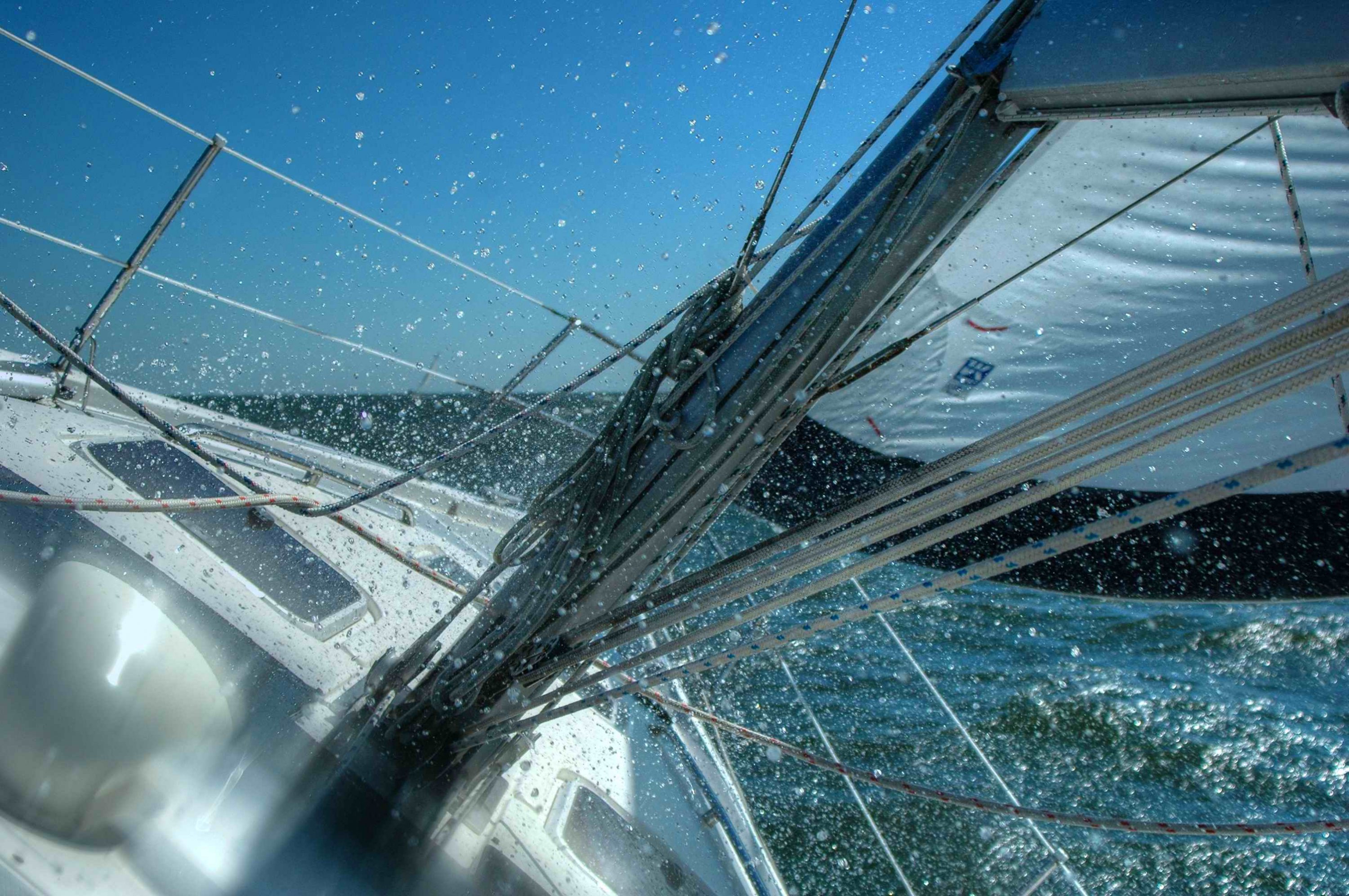 Wet ride at sea     438 k.jpg