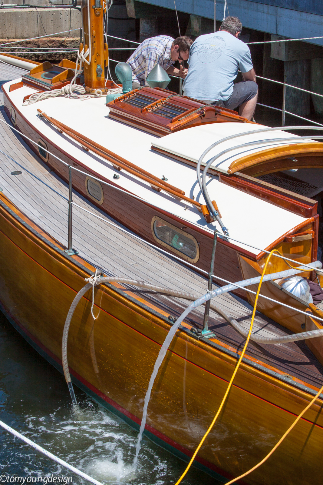 Wooden boat swellin' up. (1 of 1).jpg