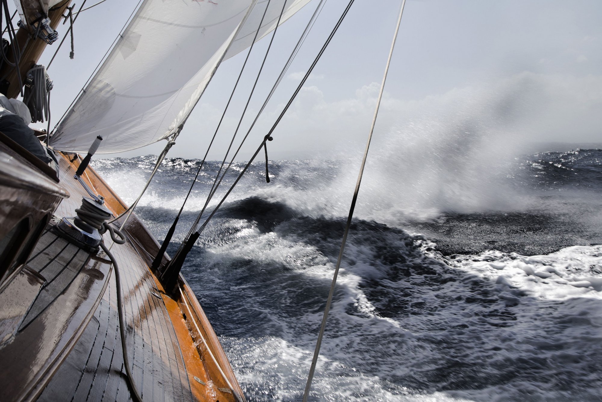 yacht-leaning-in-rough-sea--605449525-59976fe522fa3a00114c966b.jpg