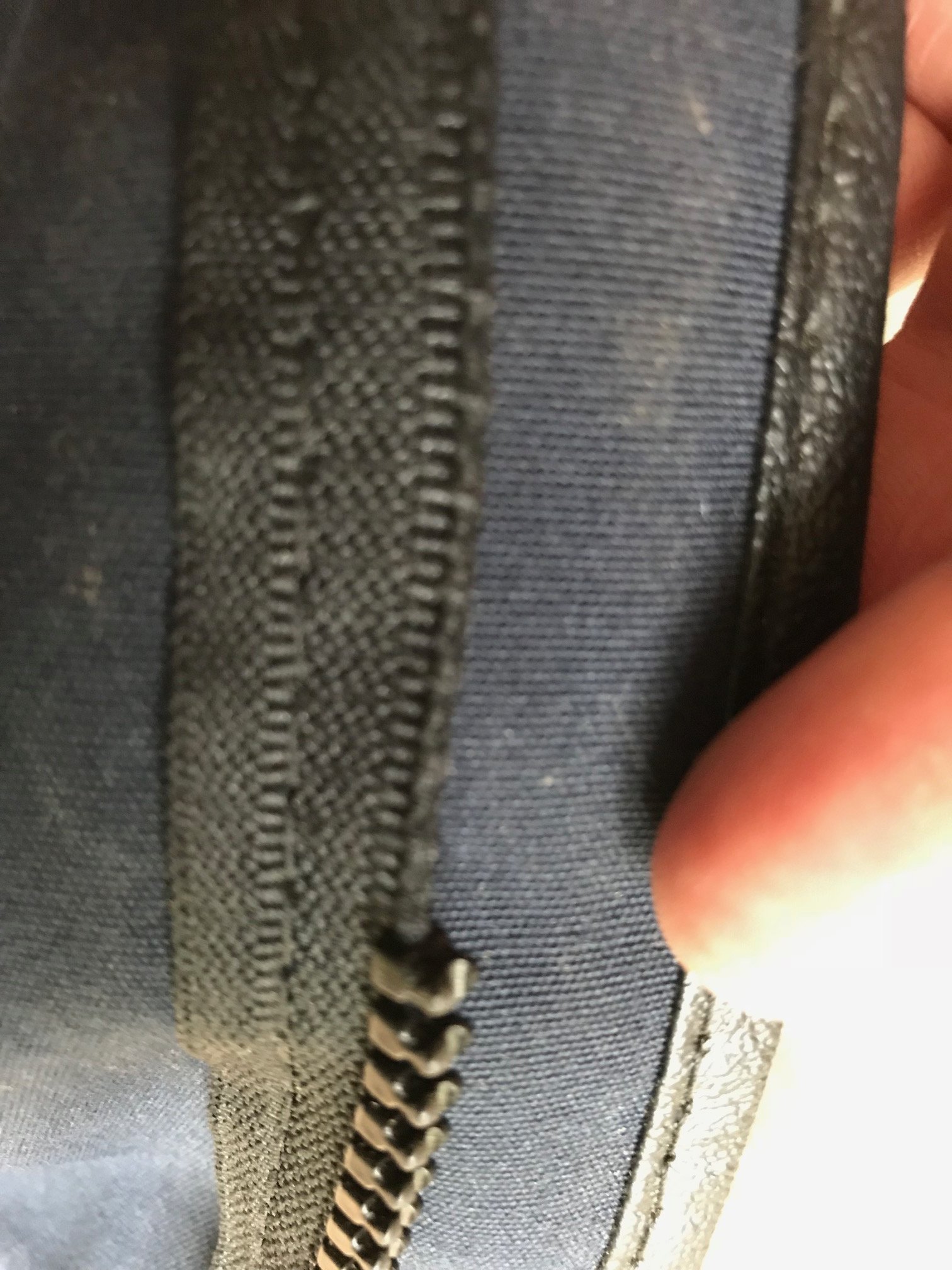 Zipper 1.jpg