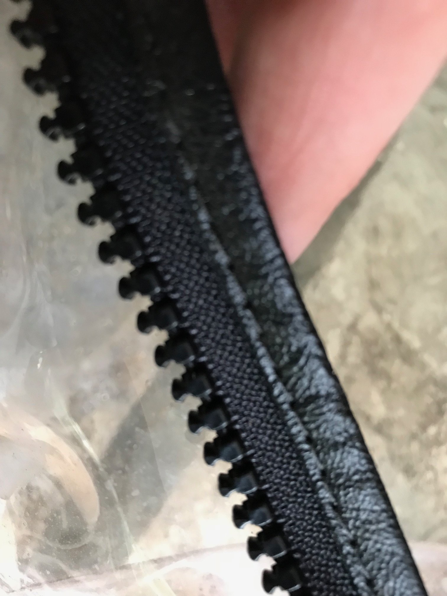Zipper 2.jpg