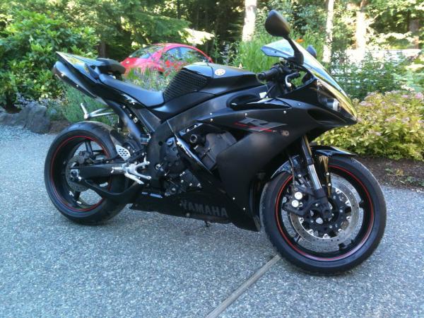 2005 Yamaha R1 is now sold