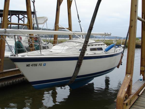 2006 Boatwork 025 Nice Bottom!
1983 O'Day 23