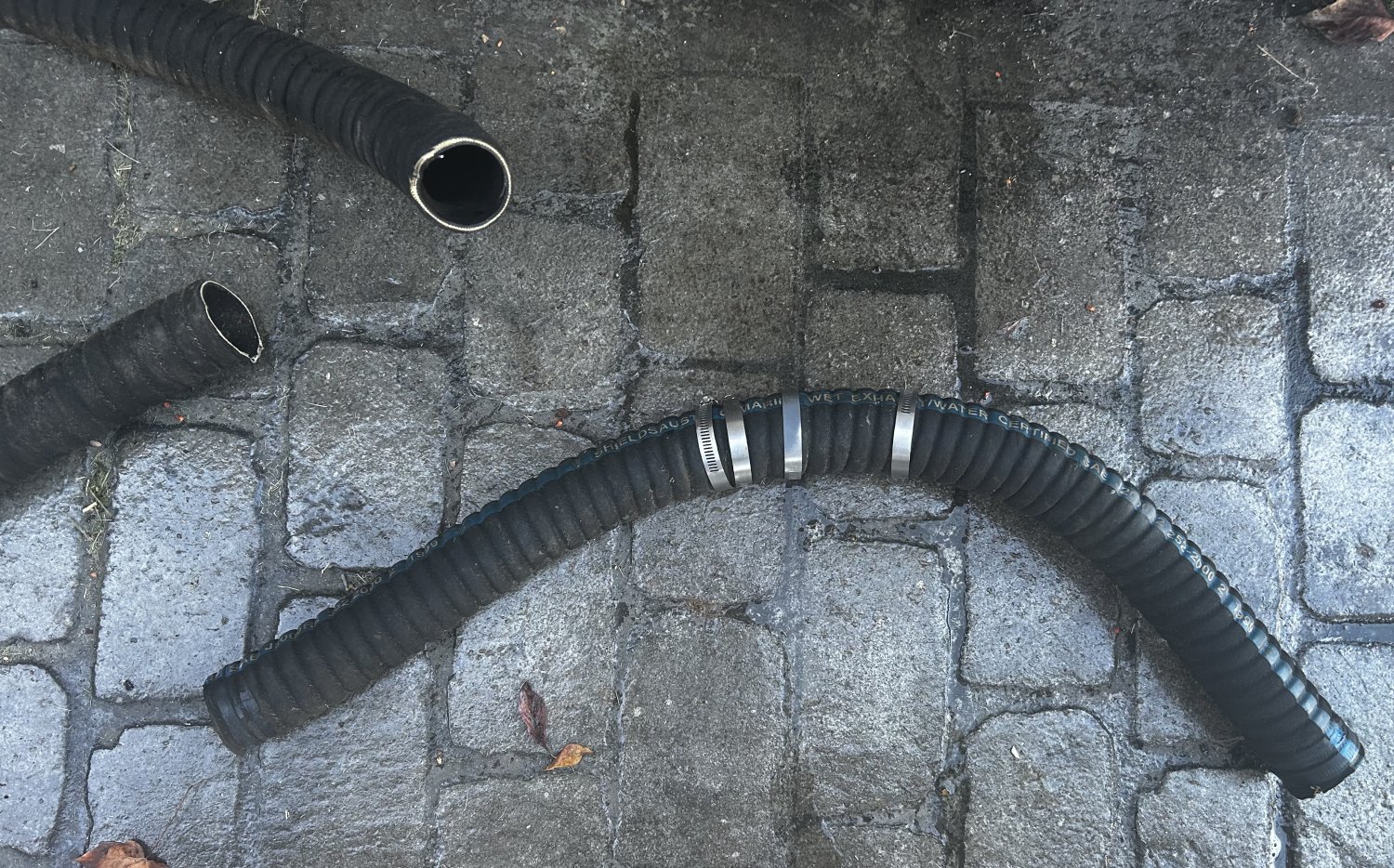 38 inch section of Exhaust Hose (Mixing Elbow to Muffler)
