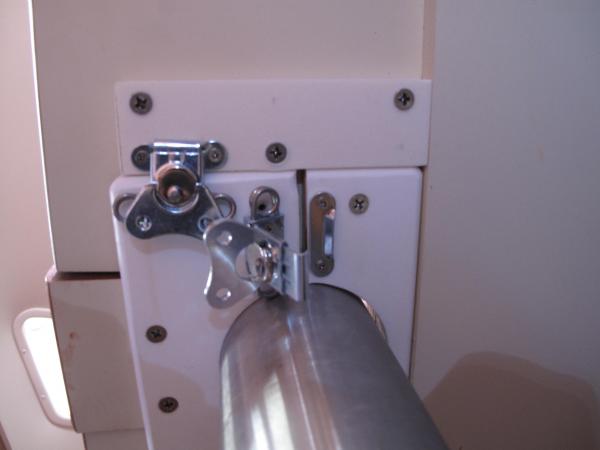 4 mini stainless steel roto locks hold the insert in place, an allow for easy removal.