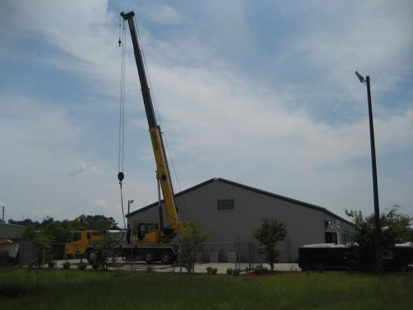 40,000#  crane waiting for boat to arrive