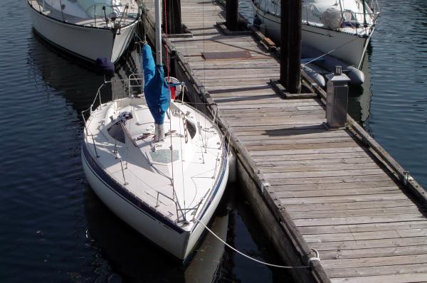 Always love this view of a Y25mkII, &quot;looks like a freakin' spaceship&quot;.  Pakele in Nanaimo Vancouver Island 2009