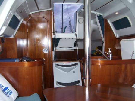 Beneteau  265  Galley &amp; Nav Station