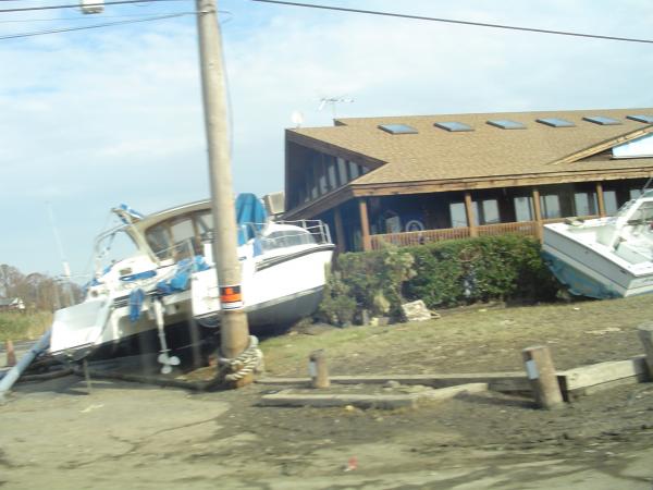 Blue rock Cafe had a couple boats stop by for lunch