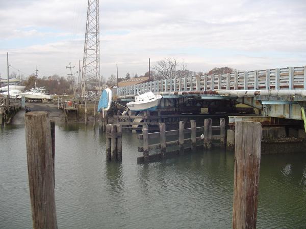 Boats still hanging on the bridge