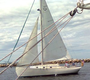 Chatte sailing up the Saco River