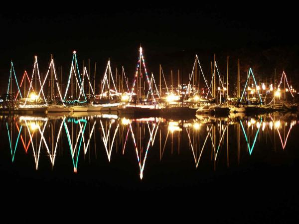 Christmas lights at Iron Mtn. Marina