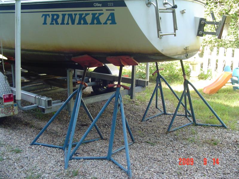 DSC01461 I bought these SB-3 Sailboat Stands at Brownell's Boatyard in Mattapoisett Ma.  They manufacture these stands right there at the boatyard.   I've raised an O'Day 26 with these stands just the way you see them pictured, along with my hydraulic jack.