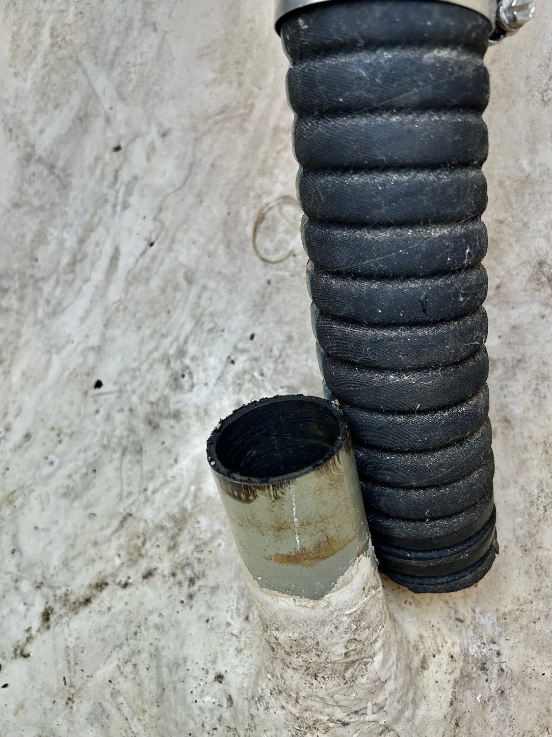 Exhaust Hose Removed from Hull Port Stem - 2
