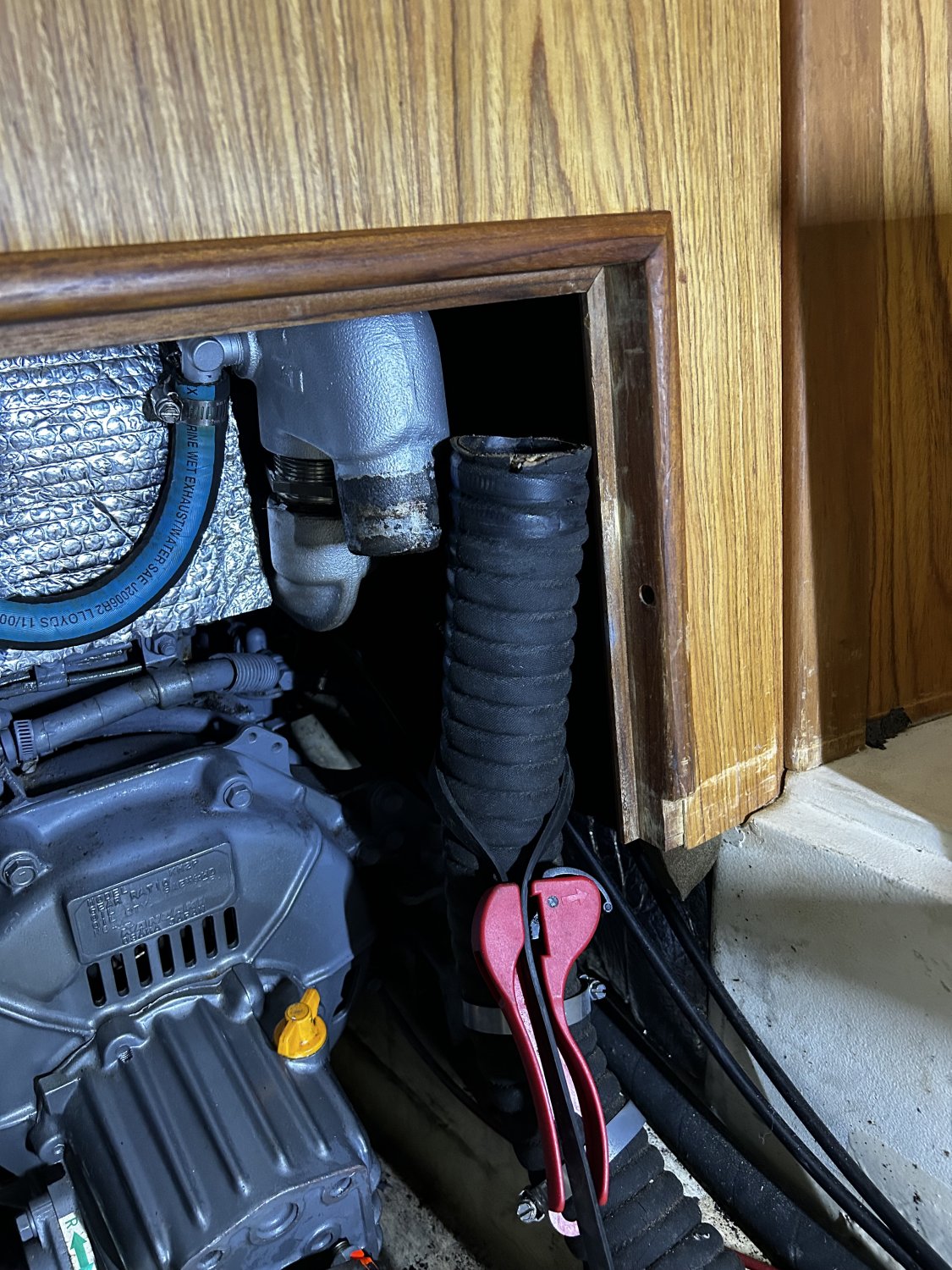 Exhaust Hose removed from Mixing Elbow