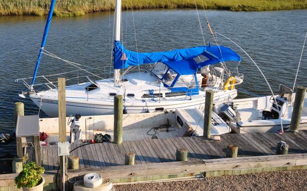 Free Ride docked at a friends house in Tuckerton NJ