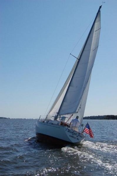 Heading out of the Magothy River towards the Chesapeake Bay.  Awsome morning!