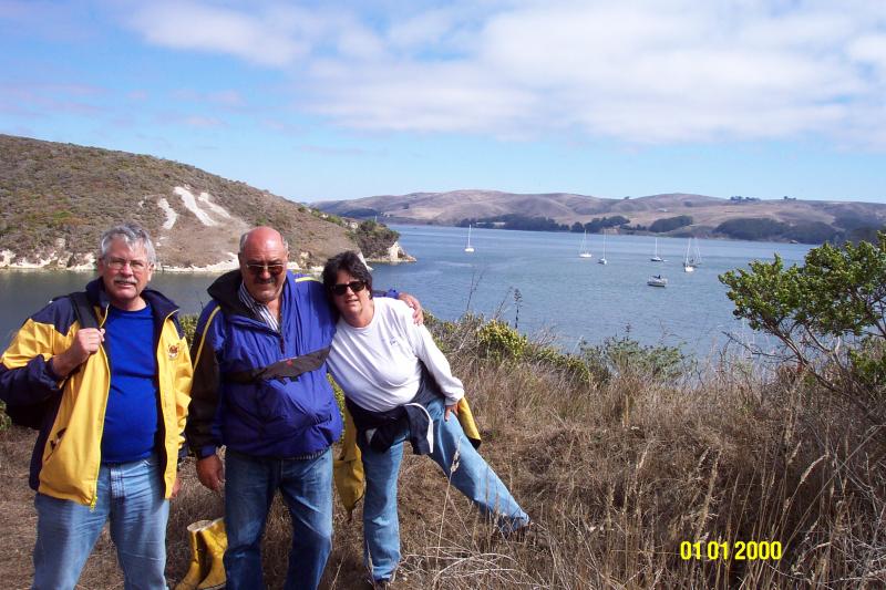 Hiking up from White Gulch in Tomalles Bay.