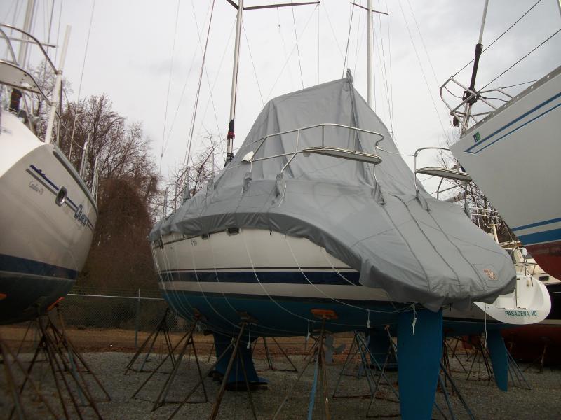 Hunter 456 Winter Cover by ShipShape