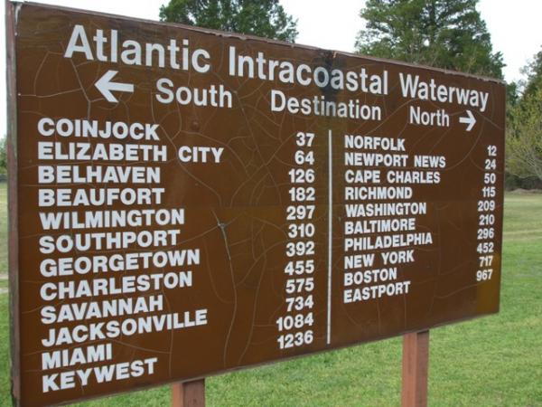 ICW sign in the Great Bridge Lock.