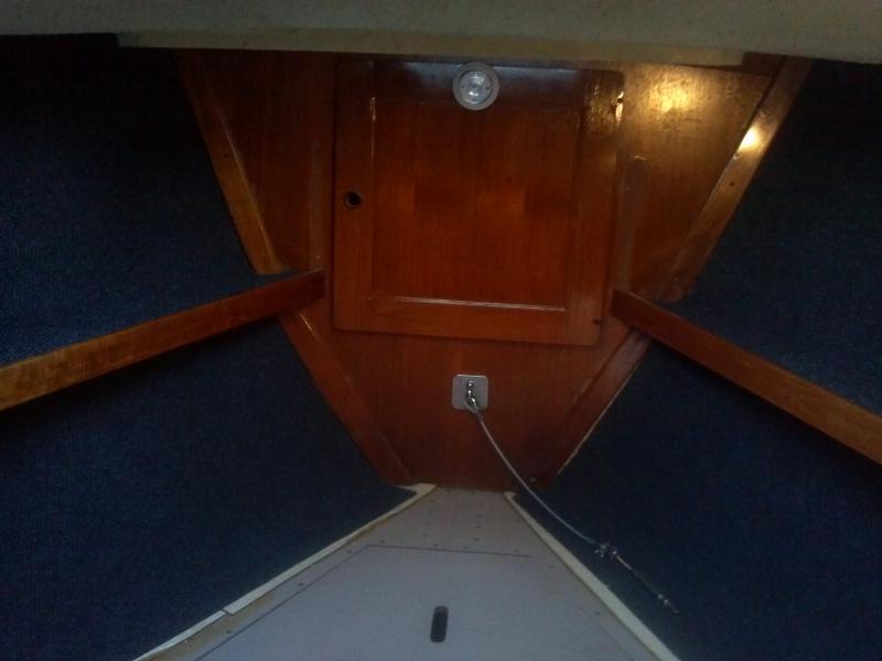 insulated hull in V-berth