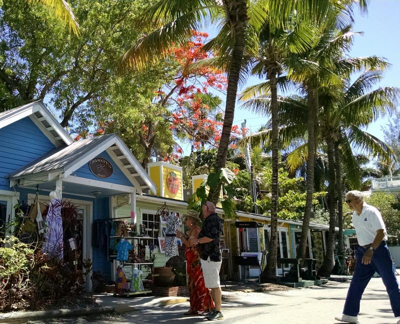 Lazy Way Lane (behind Schooner Wharf), Key West