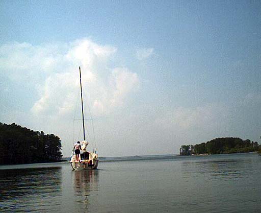 Leaving anchorage at Kerr Lake, NC