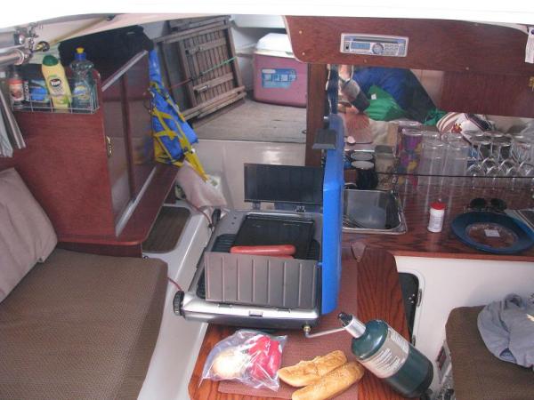 lunch under sail