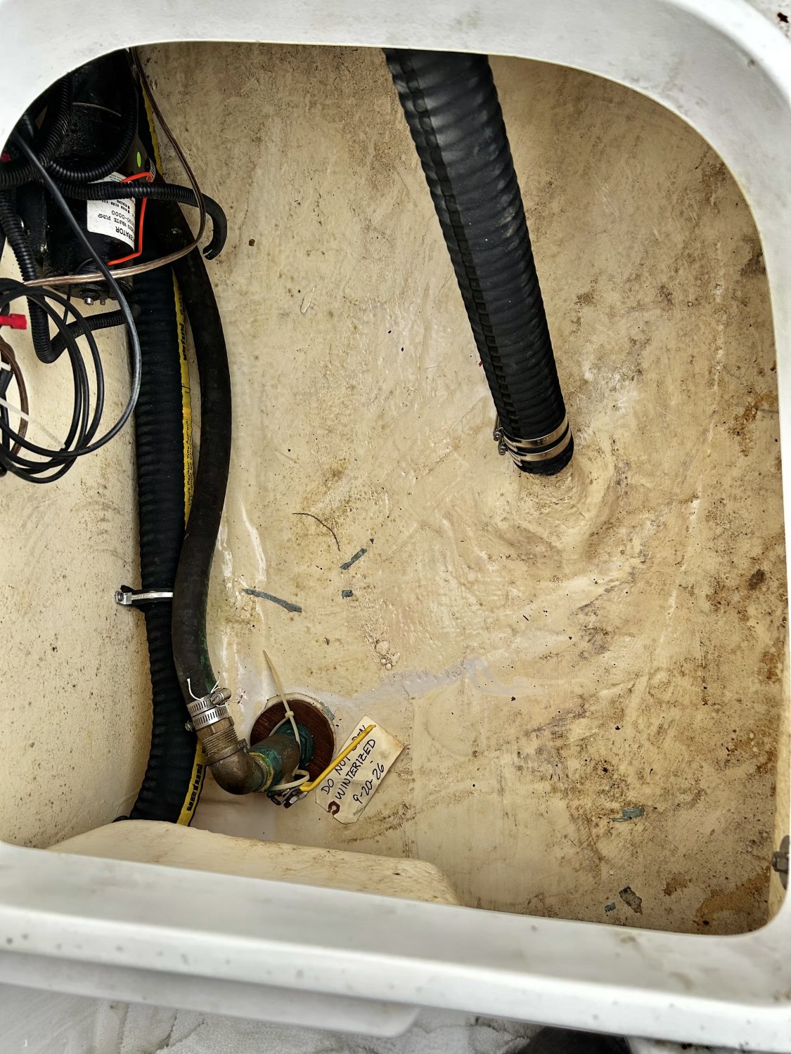 New Hose connection to hull stem