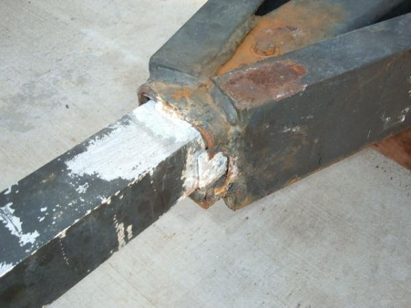 Old Trailer Hitch damage was hidden by black silicone