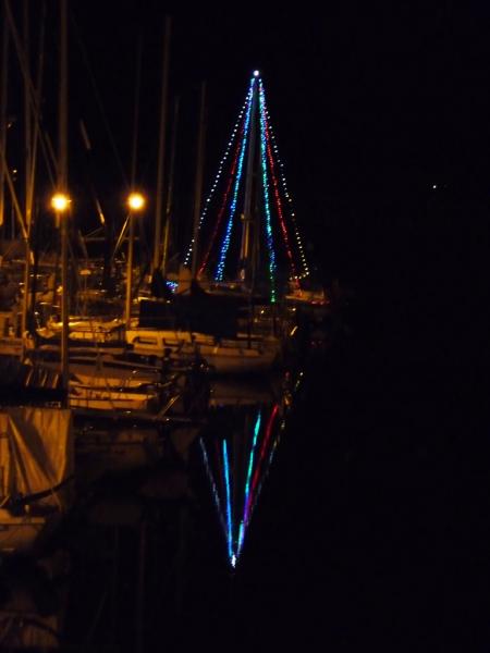 Pakele xmas lights in Des Moines Marina 2010