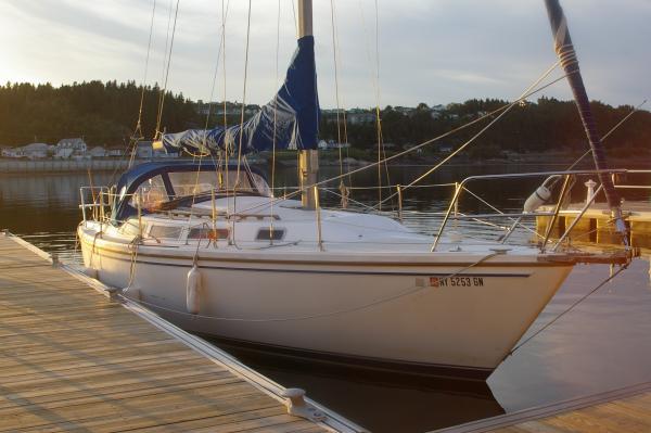 Quai de service à LaBaie. Saguenay, Qc
Finaly arrived from New-York with my new boat.