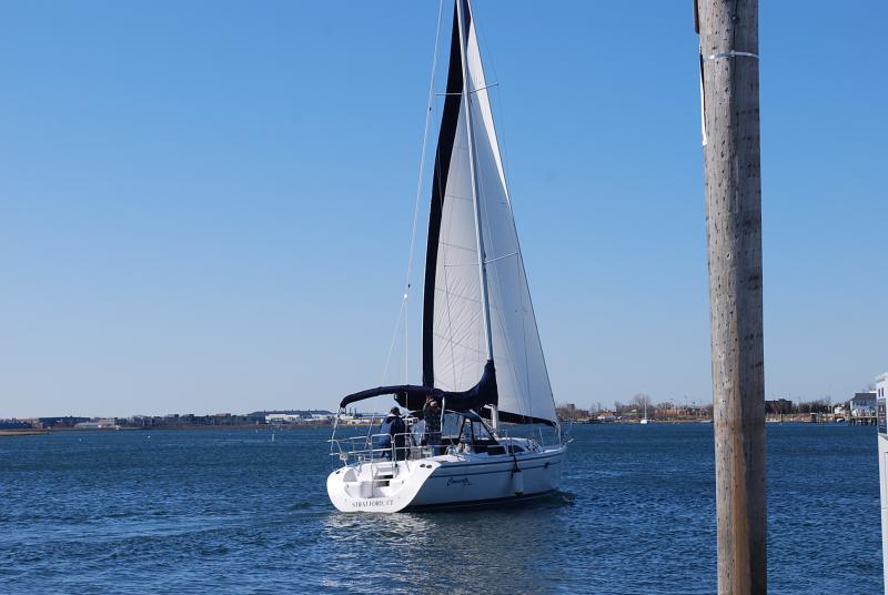 &quot;Concerto In Sea&quot; leaving Stratford Ct after closing, 4/21/13