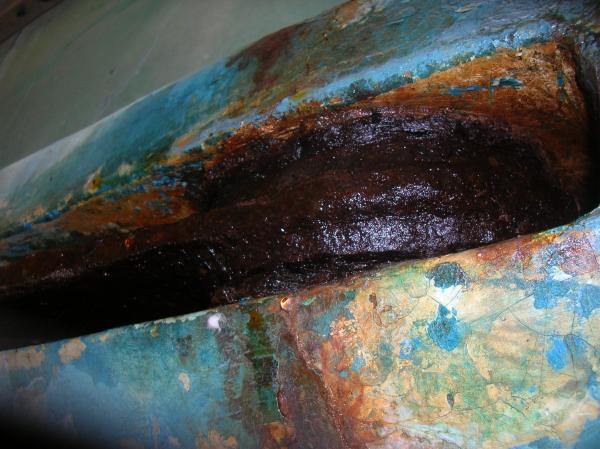 Rusted pivot point for the swing keel.