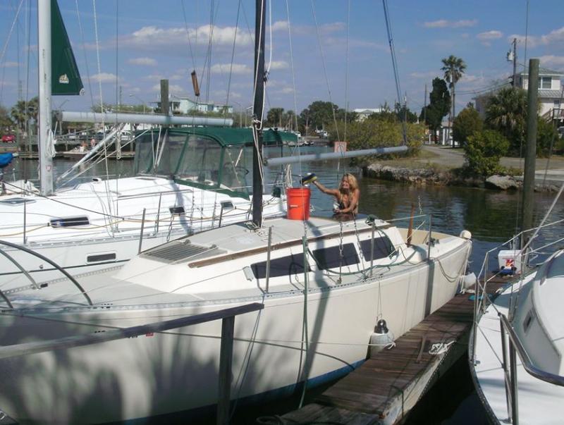 S2 8.0b Hudson Fla. Skeleton Key Marina