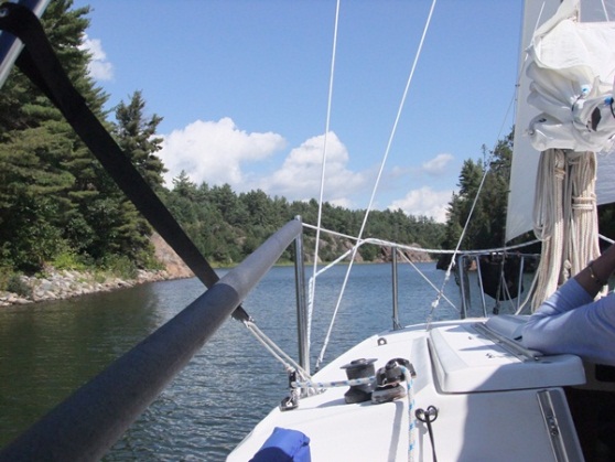 Sailing in the Collins Inlet in Georgian Bay
Jemardo 1995 M26S