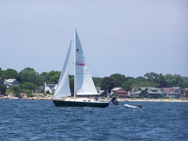 sailing to Thames River