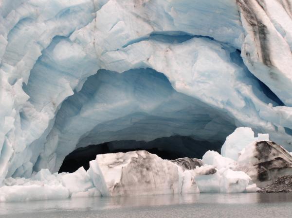 Shoup Glacier exit cave