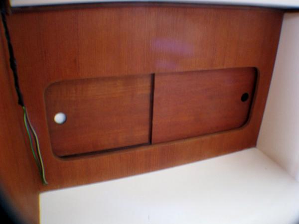 Sliding Head Cabinet