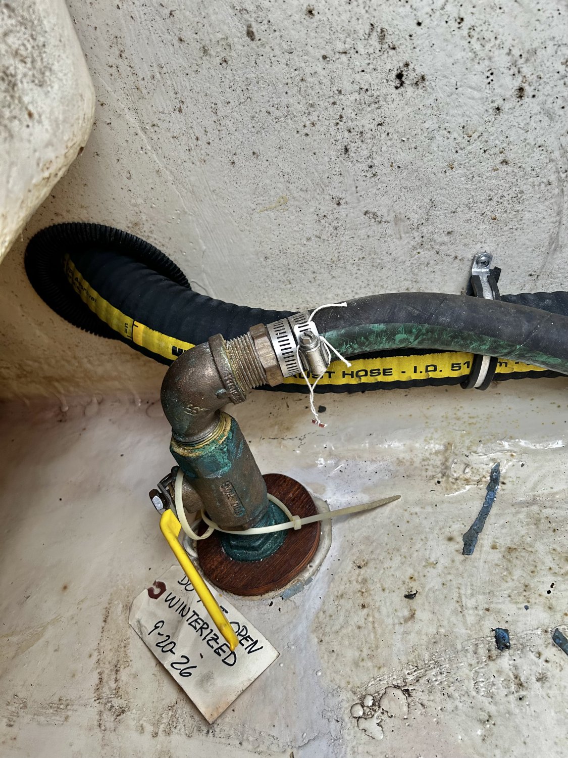 Smooth bend into starboard loccker