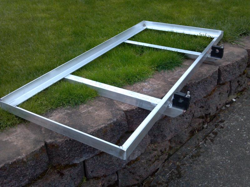 solar panel frame with quick connects