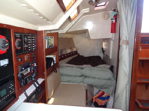 starboard aft cabin/double berth