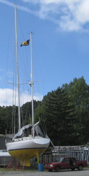 Summer of 09. The rig is finally back up.  Three years of hard work and launch in spring 2010. OOPS - still needs a new rudder and centerboard.