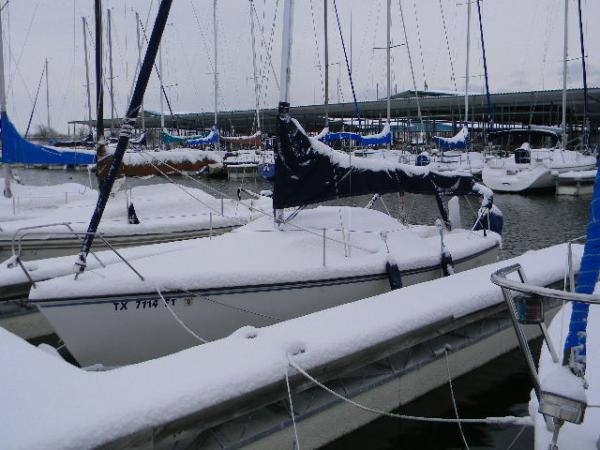 Sunday Jan. 30, 2011, Sailed in our lakes Regatta, 72deg. Worked on my tan, no shirt, wind ssw 5 knts                            Tuesday Feb. 1-2011 We had 2&quot;-3&quot; of Ice
Friday Feb. 4-2011 We had a 5&quot; snow
The weather never got above 26deg. all week
Two boats sank in their slips due to frozen thru hulls left open