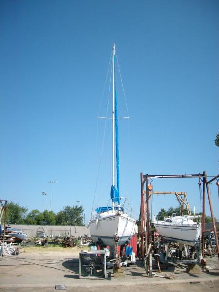 Tall rig seems really tall out of water on a trailer | Sailboat Owners ...