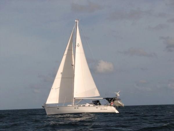 Tia Anica under sail